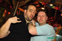 230303-Pull_up_in_SUV_081