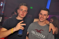 190406_AUSSER_KONTROLLE_012