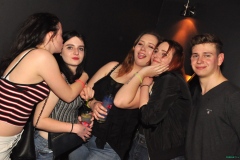 190406_AUSSER_KONTROLLE_025