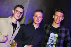 190406_AUSSER_KONTROLLE_029