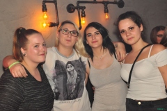 190406_AUSSER_KONTROLLE_040