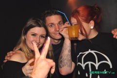 181208_Girls_Girls_Girls_003