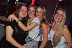 181208_Girls_Girls_Girls_030