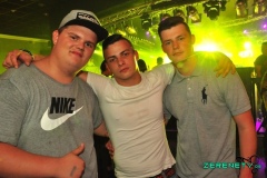 190609_2000er_Party_049