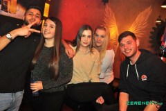 200111_Hits_Hits_Hits_010