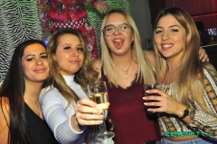 200111_Hits_Hits_Hits_012