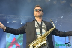 Tropical-Mountain-264