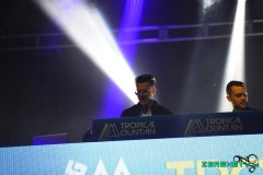 Tropical-Mountain-176