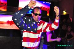 221022-90er_Party_003