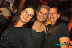221022-90er_Party_019