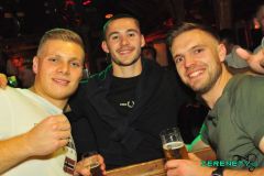 221022-90er_Party_029