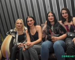 27.01.24 - Black  & House