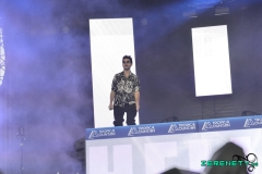 Tropical-Mountain-400