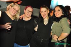 230128-90er_Party_063