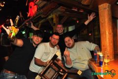 230128-90er_Party_070