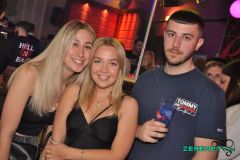 220430-90er_Party_008