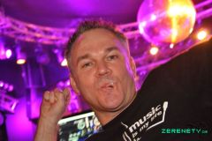 220430-90er_Party_022